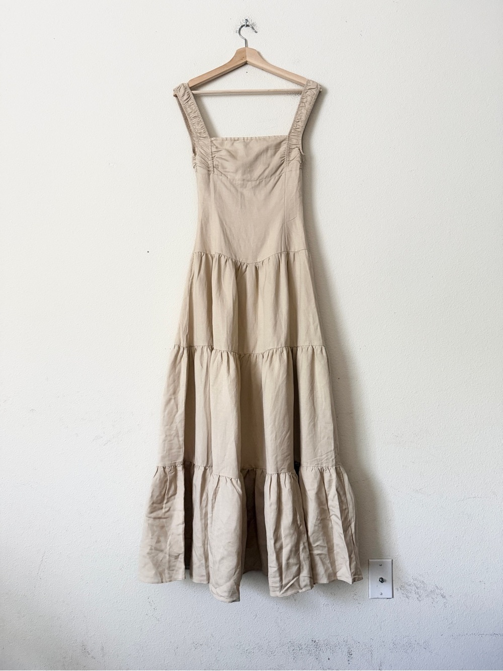 NWT Lioness Revolve XS Heart Shaped linen blend Maxi dress in Deep Wheat - Picture 5 of 6
